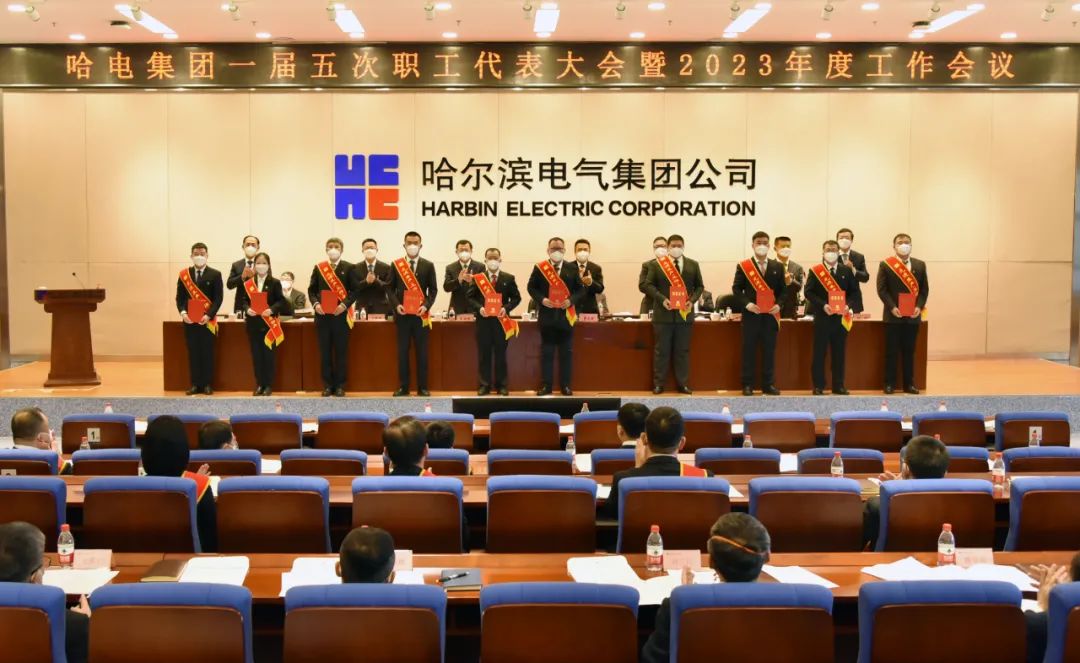 F34B63B36A1B4476022EB203AFE_1E17DDB5_1B718.jpg?e= 首页- 人生就是博中国官方网站