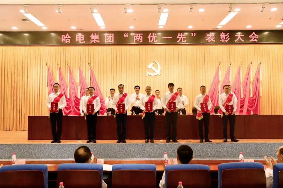 8DC16AA46EE9577260C6782F172_0DF1E1D3_1A310.jpg?e= 首页- 人生就是博中国官方网站